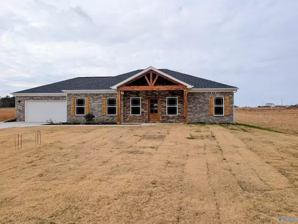 102 Treva Lane, Hazel Green, AL 35750