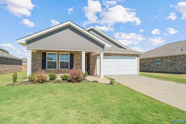 121 Ozy Drive, Athens, AL 35613