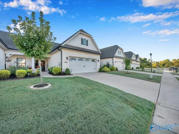 Huntsville, AL 35824,446 Legend Oak Way SW