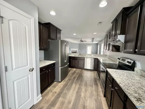 Madison, AL 35757,600 NW Cove Water Lane