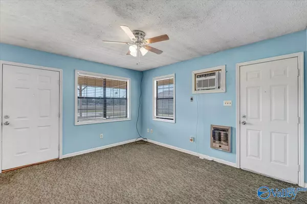 Athens, AL 35611,16553 Bama Road