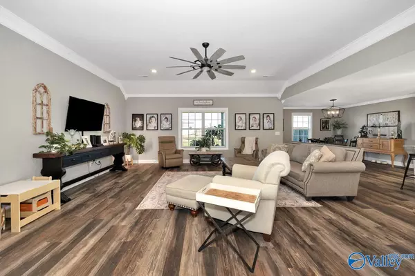 Athens, AL 35611,11439 Poplar Creek Cemetery Road