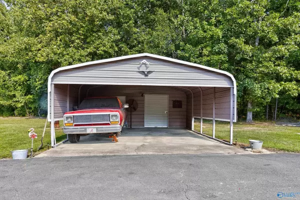 Gadsden, AL 35903,9190 Goodwin Lane