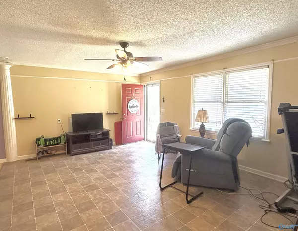 Moulton, AL 35650,78 Henderson Street