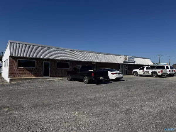 Cedar Bluff, AL 35959,8123 Hwy 9 N