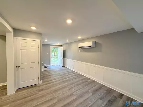 Huntsville, AL 35805,3316 Clopton Street