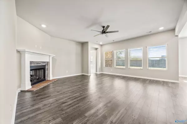 Athens, AL 35613,24722 Delilah Circle