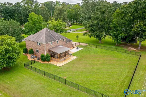 Gadsden, AL 35901,106 Mar Lyn Drive