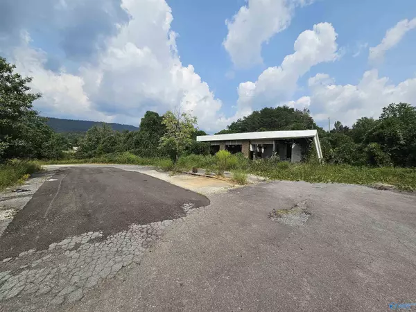 01 County Road 140, Valley, AL 35989