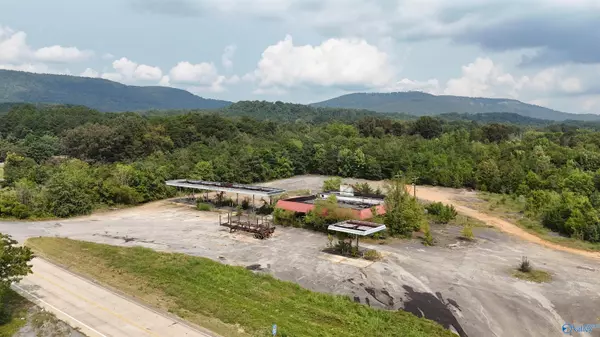 Valley Head, AL 35989,002 County Road 140