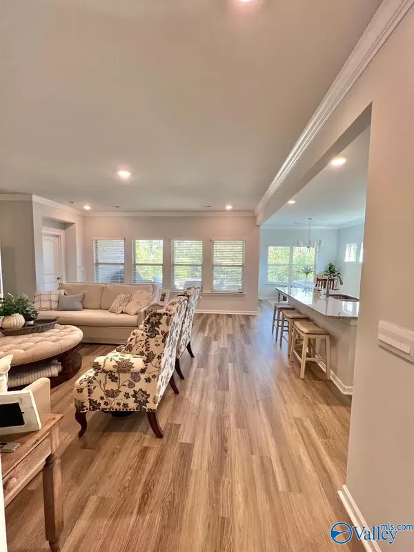 Athens, AL 35613,14367 Lannister Lane