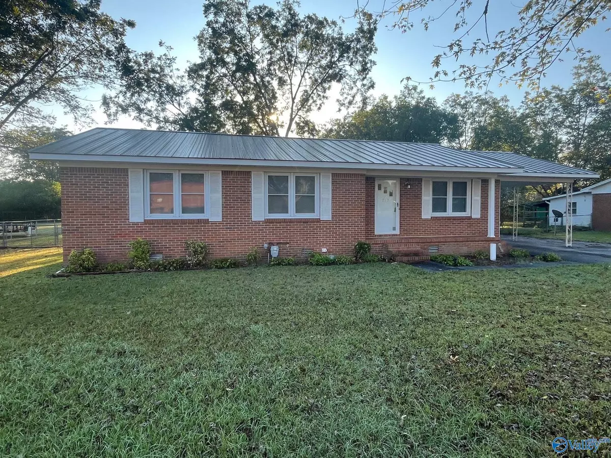 Hartselle, AL 35640,212 Cherry Street