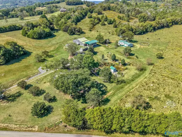 Taft, TN 38488,303 Poorhouse Road