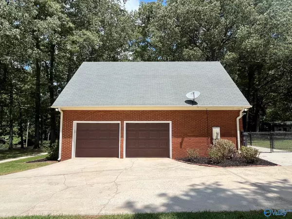 Priceville, AL 35603,146 Bobwhite Drive