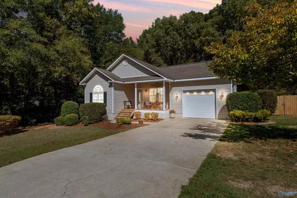 Hokes Bluff, AL 35903,2438 Barnes Drive