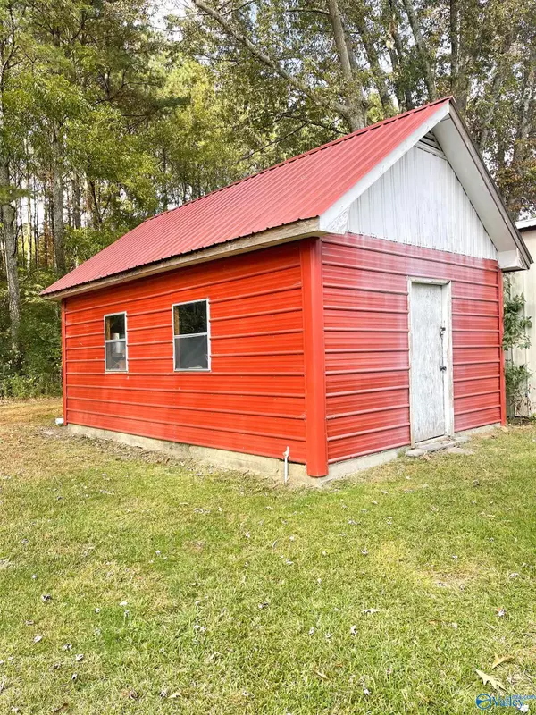 Rainsville, AL 35986,130 Suttles Avenue