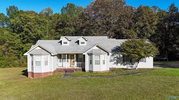 405 County Highway 51, Hamilton, AL 35570