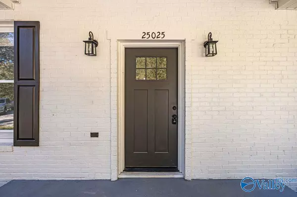 Elkmont, AL 35620,25025 Chapman Hollow Road