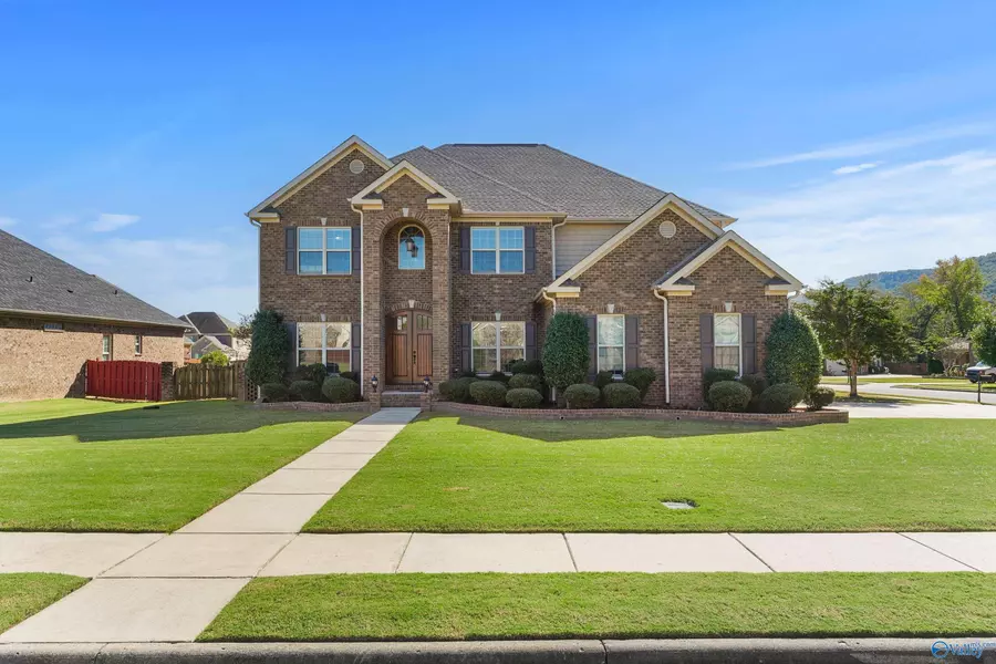 7047 Jacks Creek Lane SE, Owens Cross Roads, AL 35763