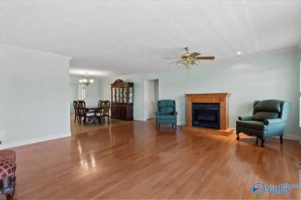 Hanceville, AL 35077,465 County Road 668