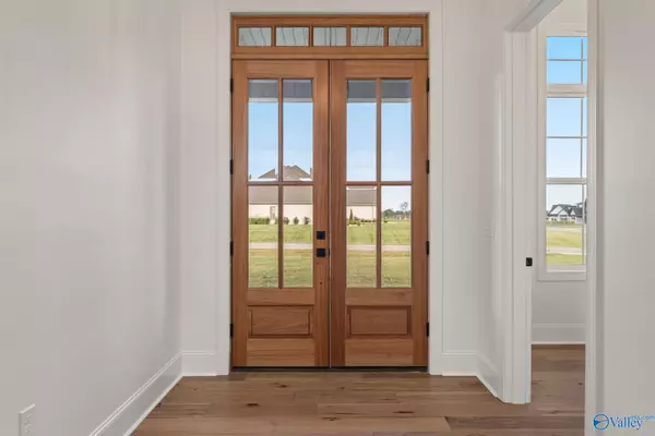 Florence, AL 35634,166 Randal Lane