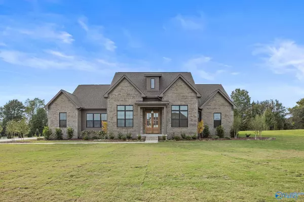 166 Randal Lane, Florence, AL 35634