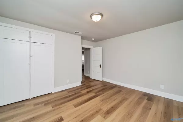 Huntsville, AL 35811,2413 Kildare Street NW