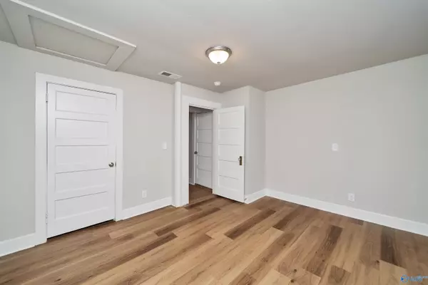 Huntsville, AL 35811,2413 Kildare Street NW