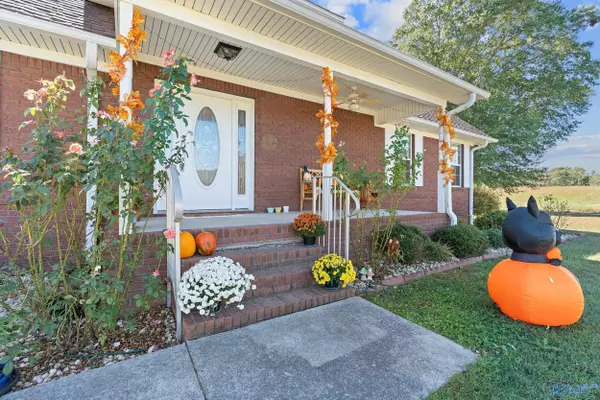 Arab, AL 35016,7048 County Road 1763