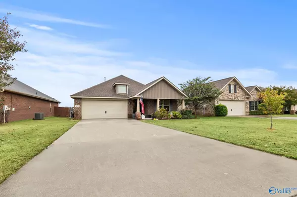 Decatur, AL 35603,83 Olde Dogwood Trail