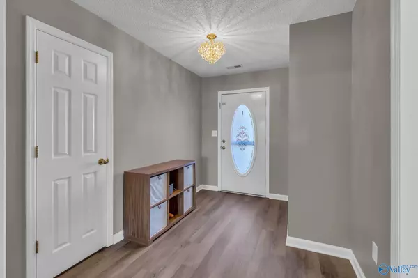 Athens, AL 35613,18689 Belmont Circle