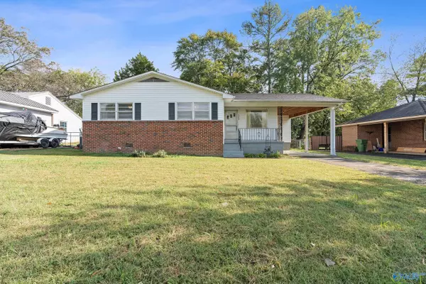 2602 Waltham Drive NE, Huntsville, AL 35811