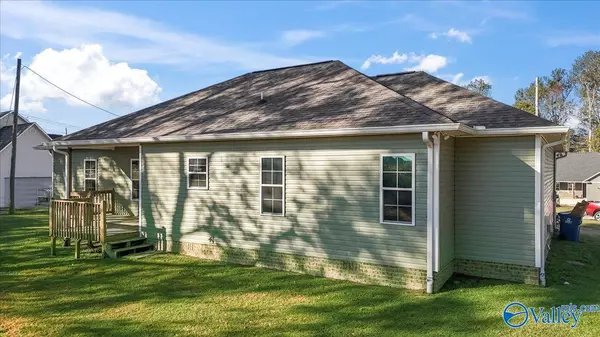 Albertville, AL 35950,314 Creekside Drive