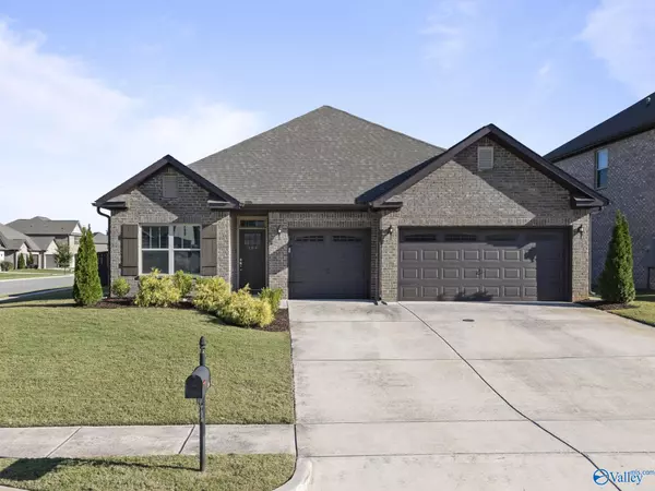 194 Kingswood Drive, Huntsville, AL 35806