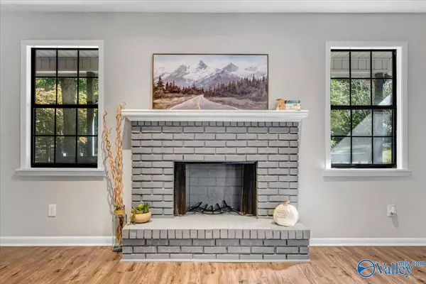 Somerville, AL 35670,391 Shagbark Trail