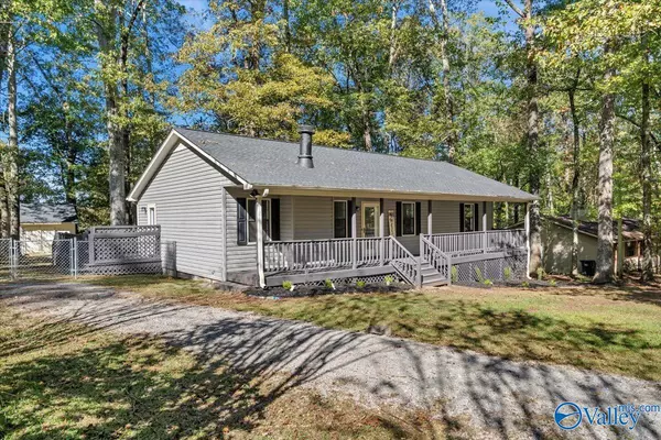 Somerville, AL 35670,391 Shagbark Trail