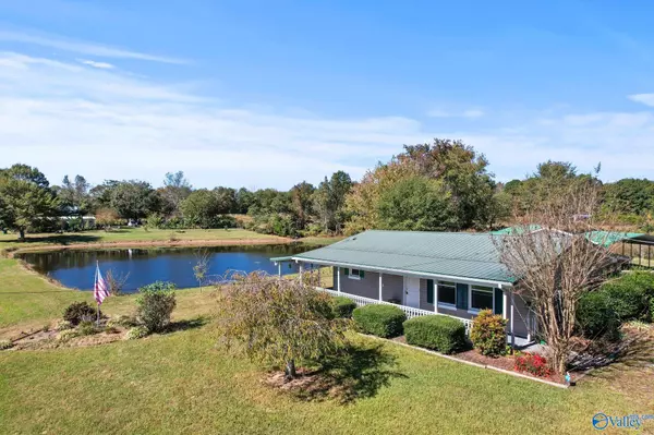 7566 Section Line Road, Albertville, AL 35950