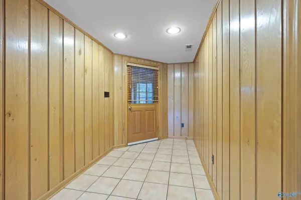 Killen, AL 35645,215 County Road 404