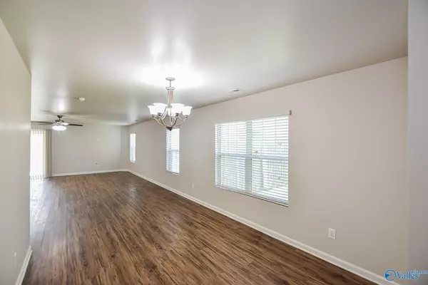 Owens Cross Roads, AL 35763,138 Winstead Circle