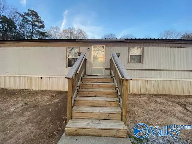 Gurley, AL 35748,213 Hurricane Creek Road