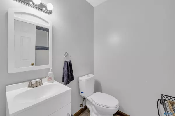 Centre, AL 35960,285 County Road 382