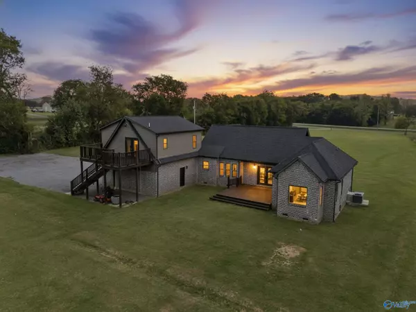 Lynchburg, TN 37352,28 Henderson Road