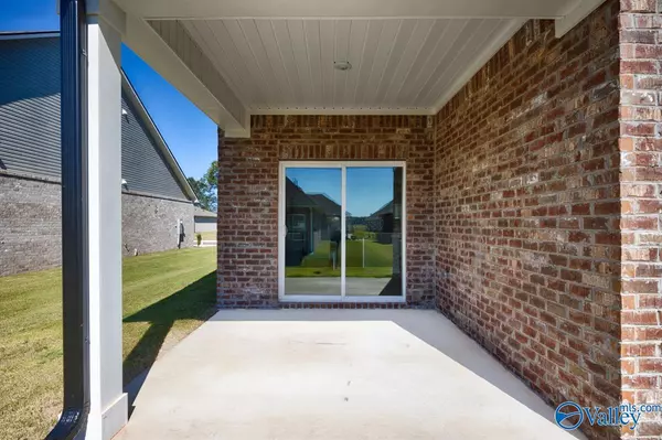 Toney, AL 35773,106 Gypsy Way