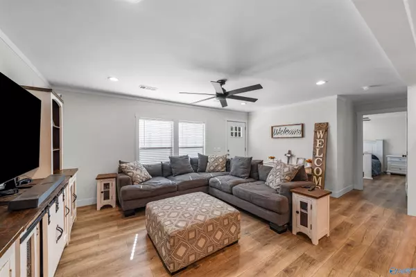 Valley Head, AL 35989,1163 Bethel Road