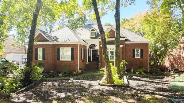 2105 Greenslope Trail NE, Huntsville, AL 35811