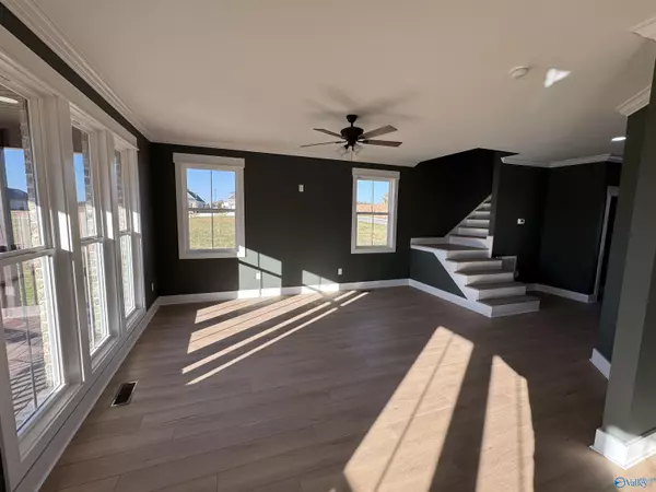 Albertville, AL 35951,103 Krimson Circle