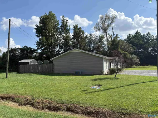 Falkville, AL 35622,201 Milligan Road