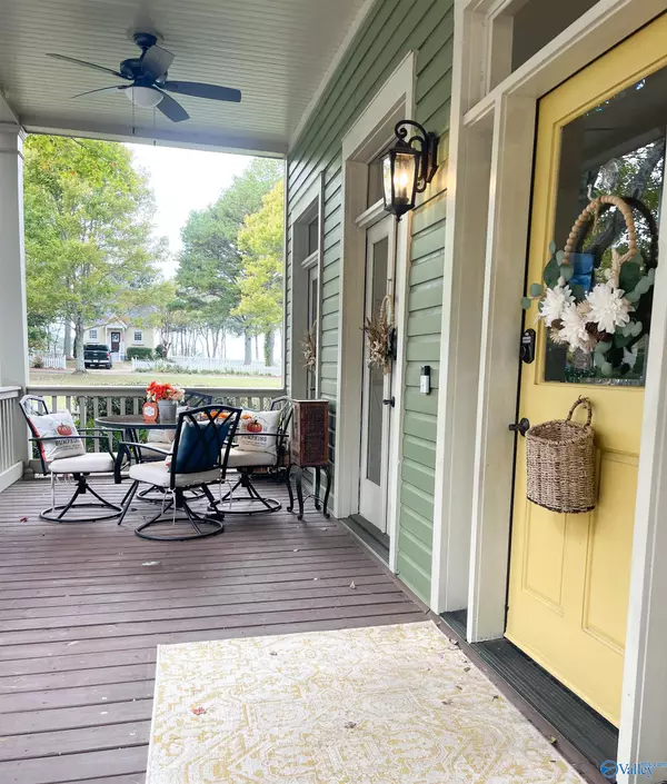 Pisgah, AL 35765,104 Maple Street