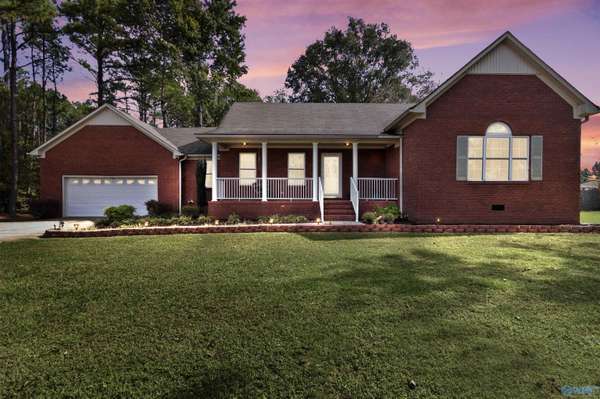 15606 Reid Road, Athens, AL 35611