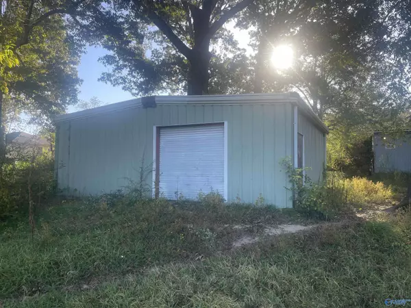 Gadsden, AL 35903,304 7th Street